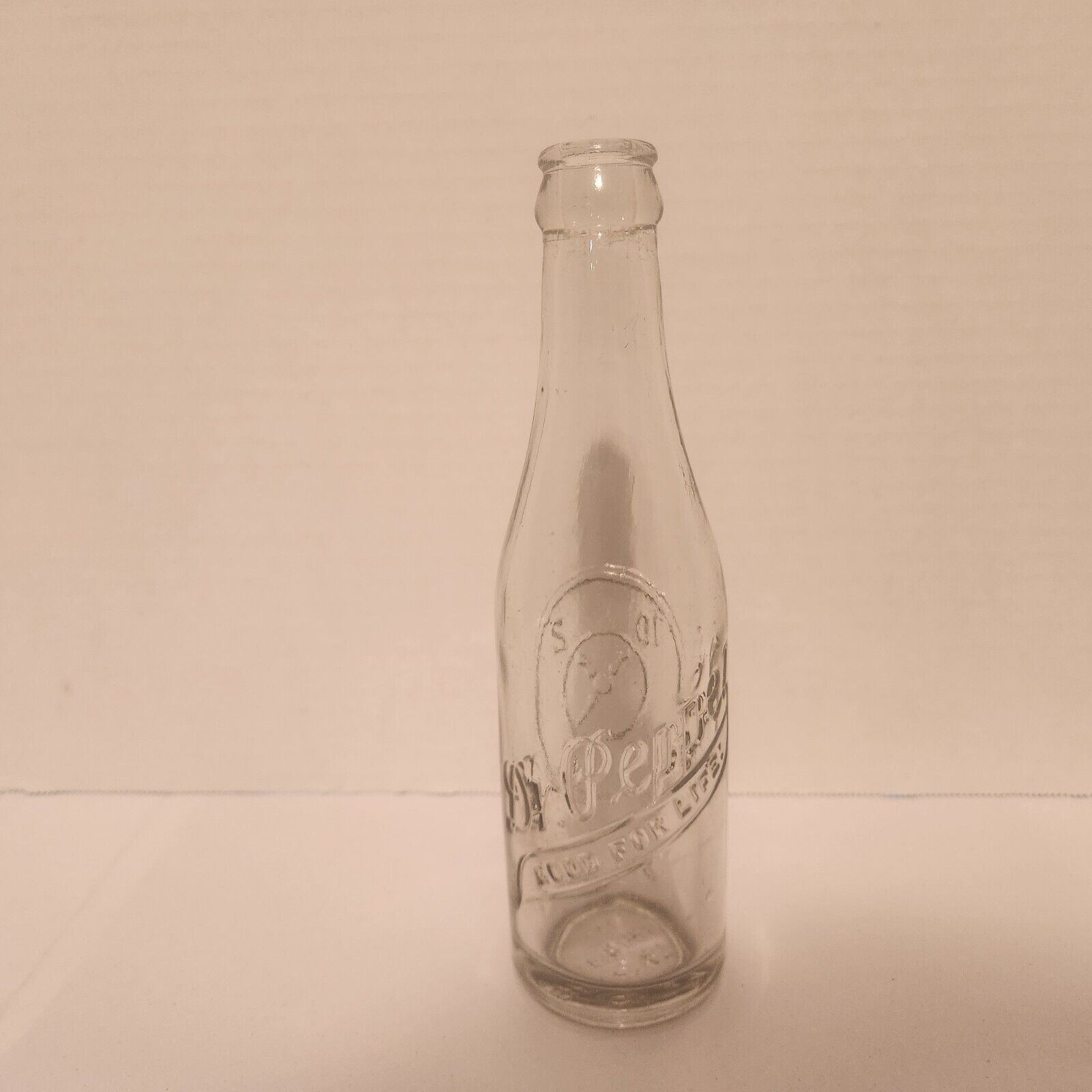 1947 Dr. Pepper  Oz Clear Glass Soda Bottle Good For Life Effingham Illinois ILL