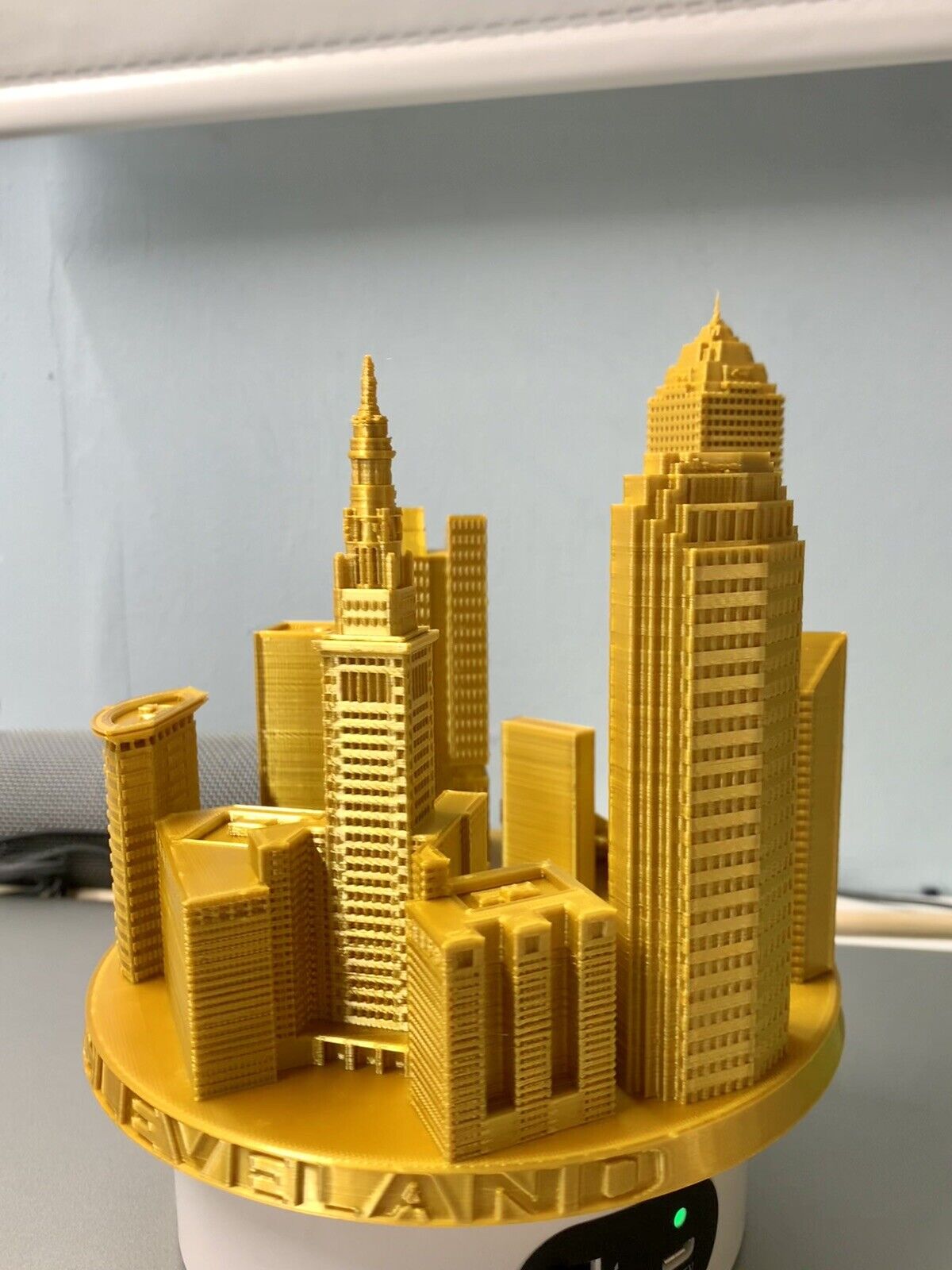 Cleveland 3d miniature Skyline buildings Gold Color In A Desktop Size Cityscape
