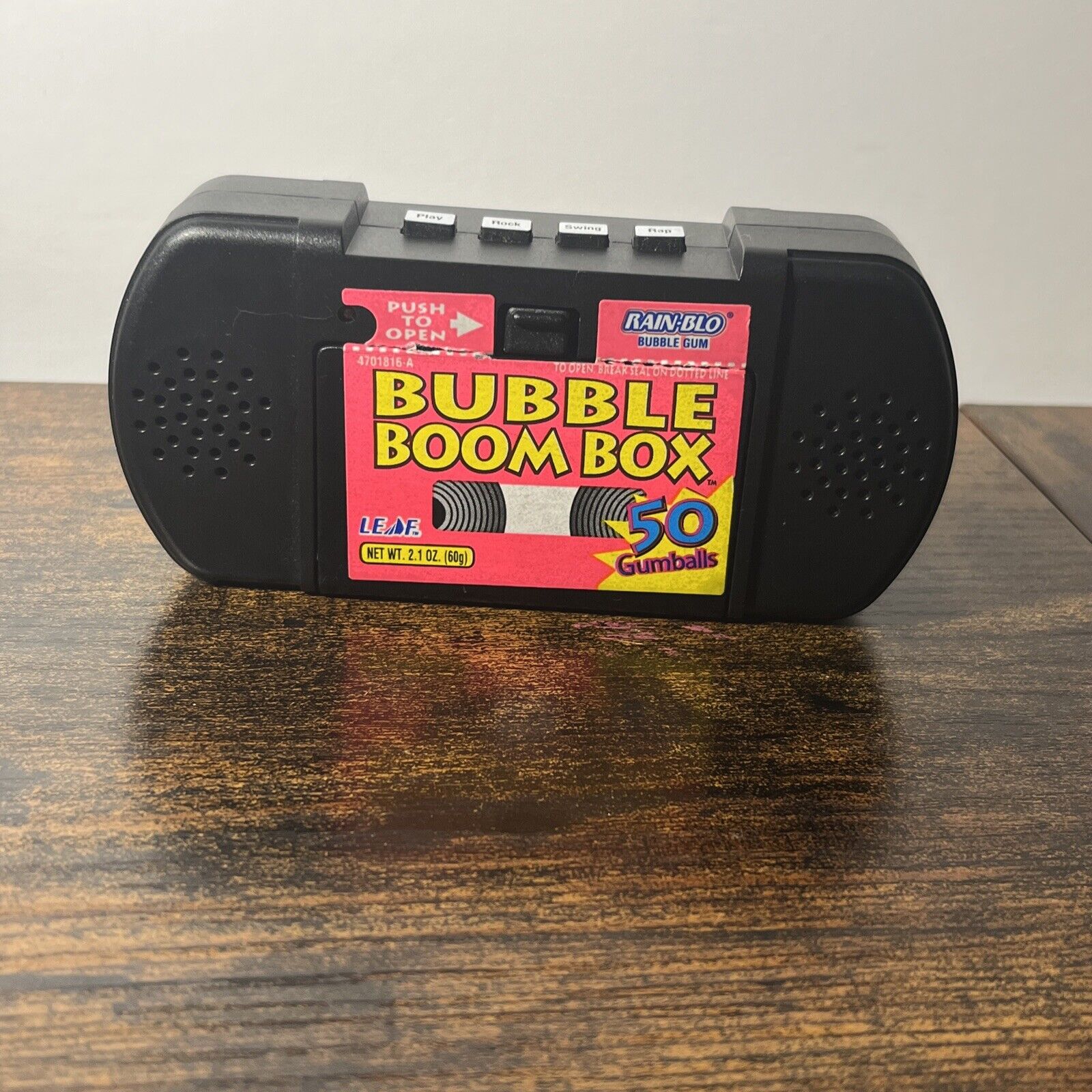 Vintage Bubble Boom Box Bubble Gum Rain-Blo 1994 Leaf