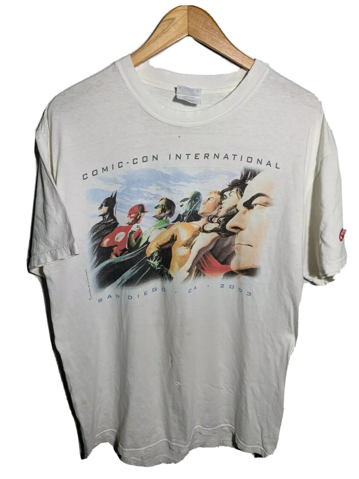 2003 SDCC San Diego Comic-Con Graphitti Sz L T-Shirt Distressed Thrashed