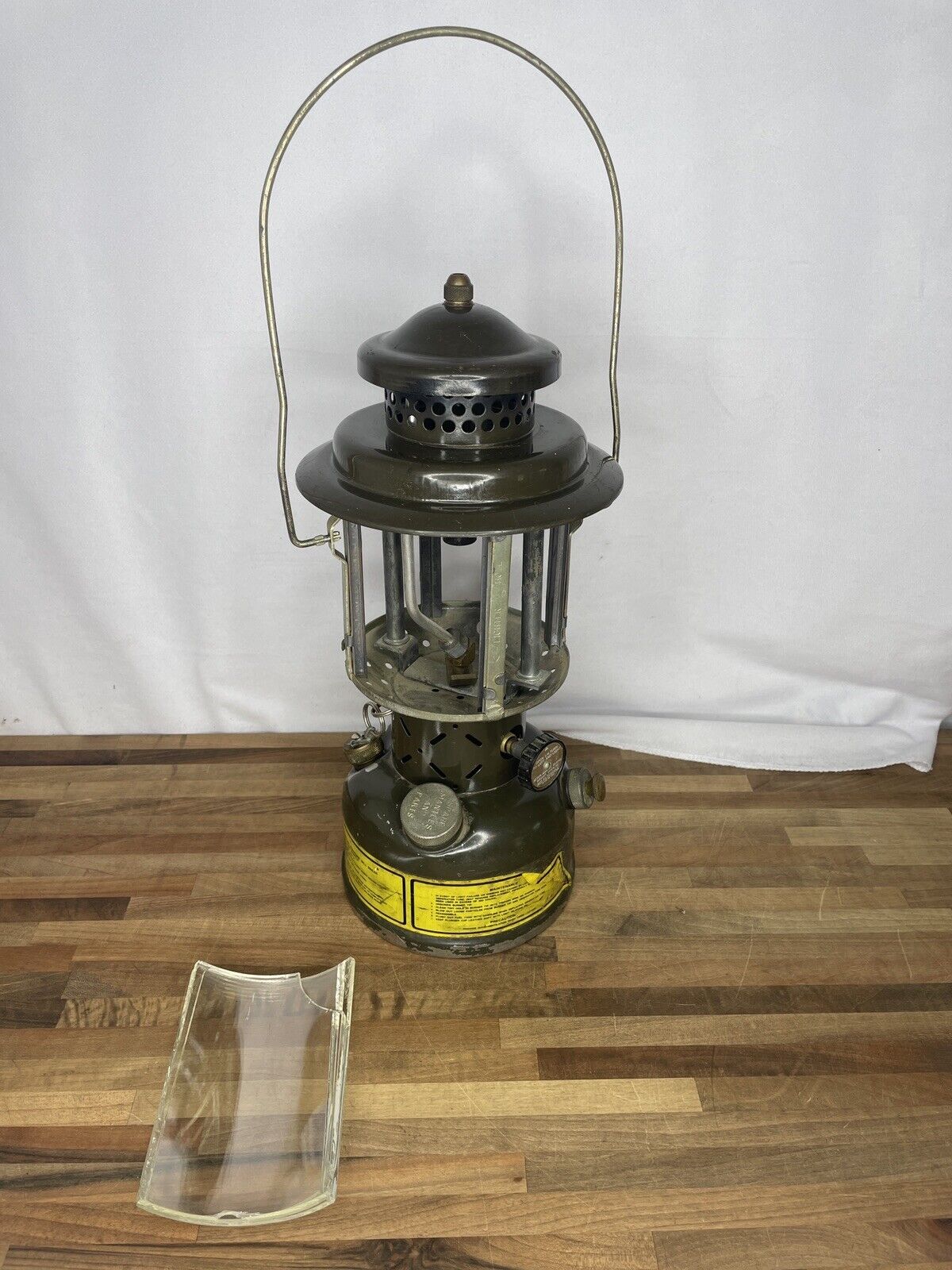 Vtg Military US SMP Gas Lantern  1985 Quadrant Globe Made in USA Coleman Clean