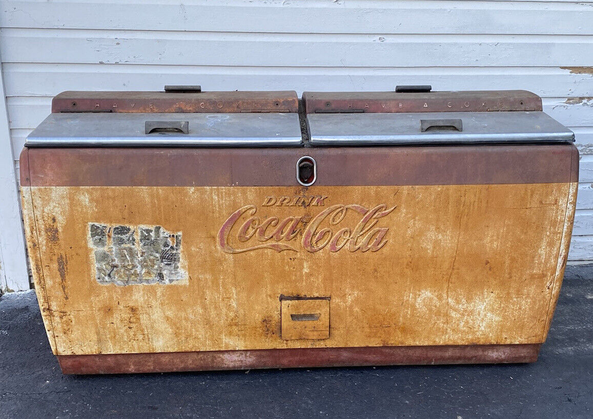 Vintage 1950’s Coca-Cola Bottle Refrigerator Cooler Chest Westinghouse WH-22T