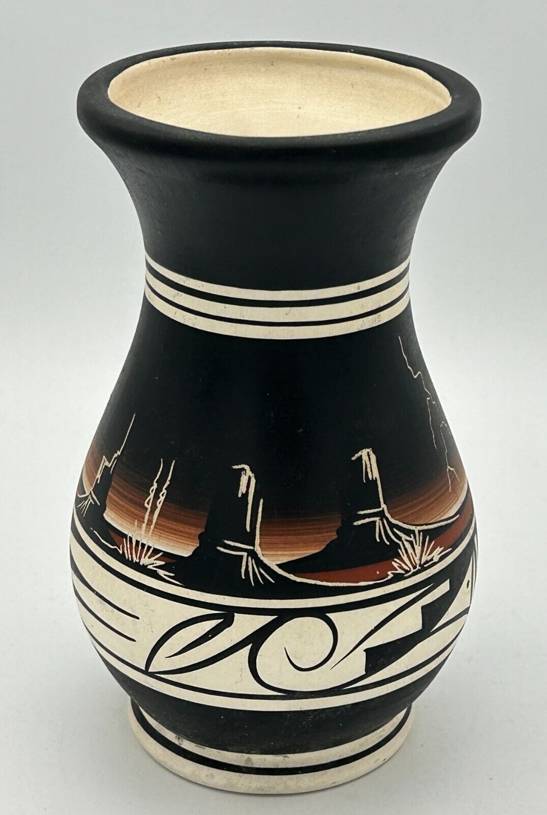 Navajo Pottery Vase Signed by Artist Chala Monument Valley 7”