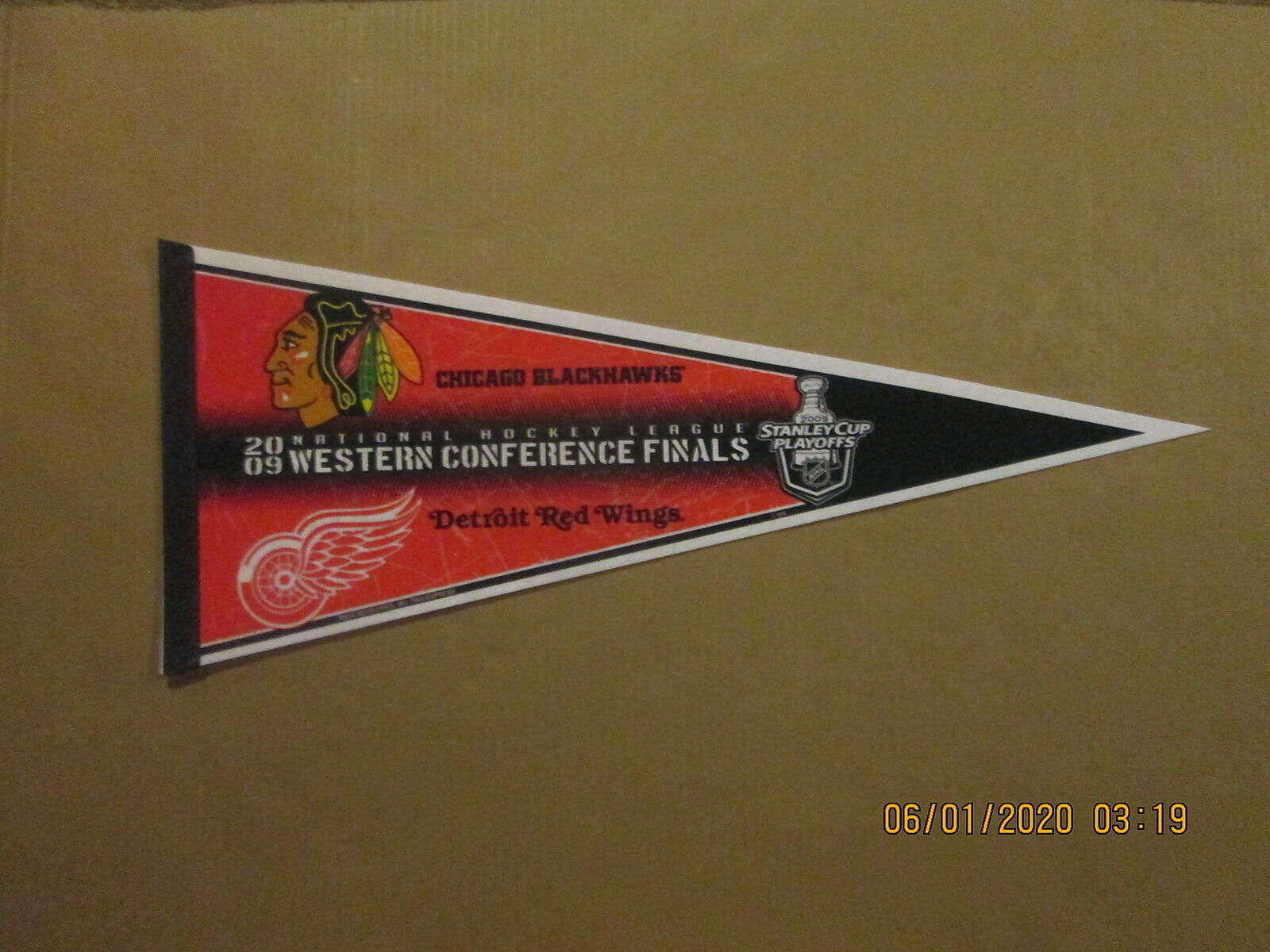 NHL Blackhawks Red Wings Vintage 2009 Western Conf.Finals Team Logos Pennant