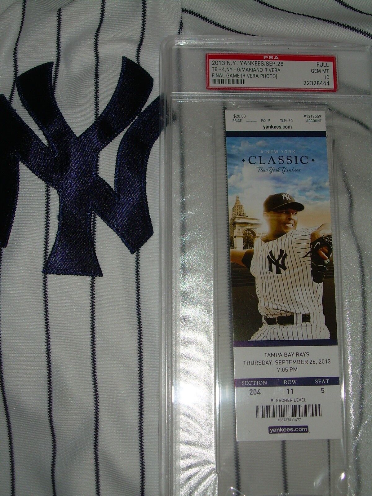 MARIANO RIVERA FINAL GAME FULL TICKET 9/26/13 YANKEES RIVERA PICTURED PSA 10 1/1