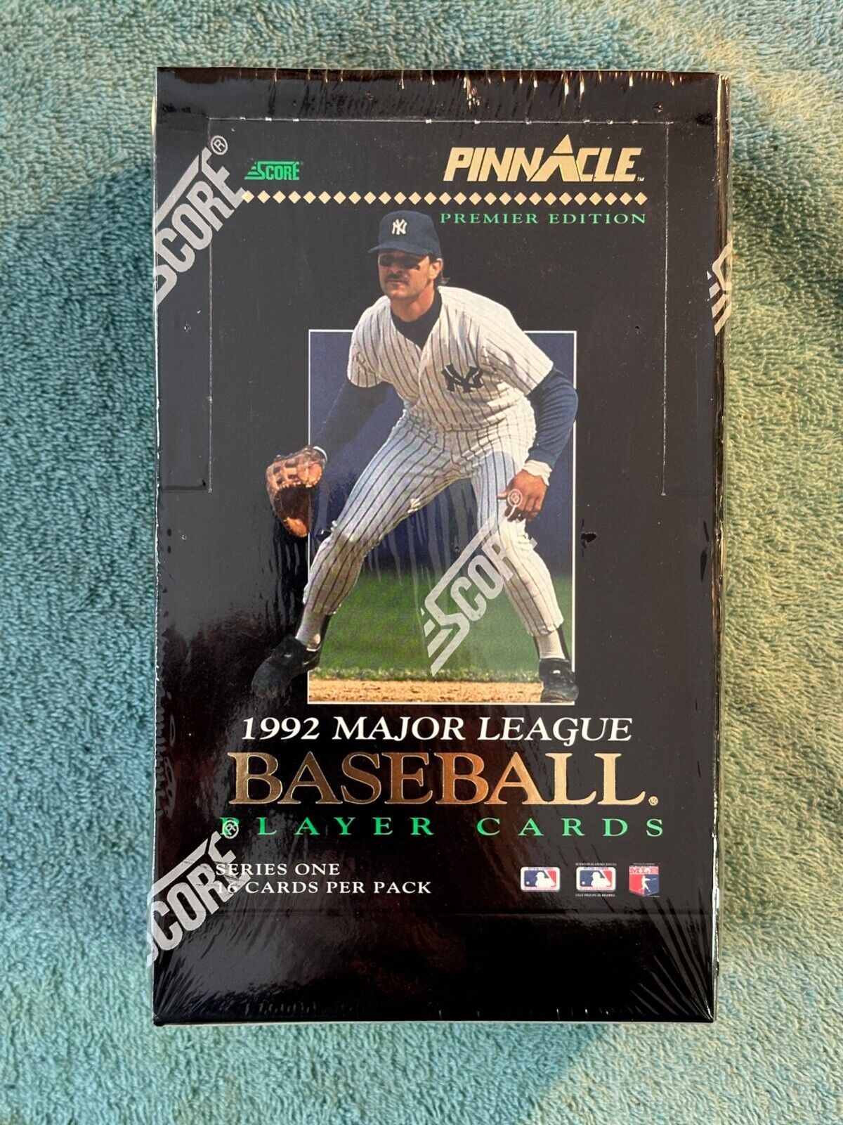 Pinnacle 1992 MLB Player Cards Series One Premier Edition 16 Cards Per Pack DM23
