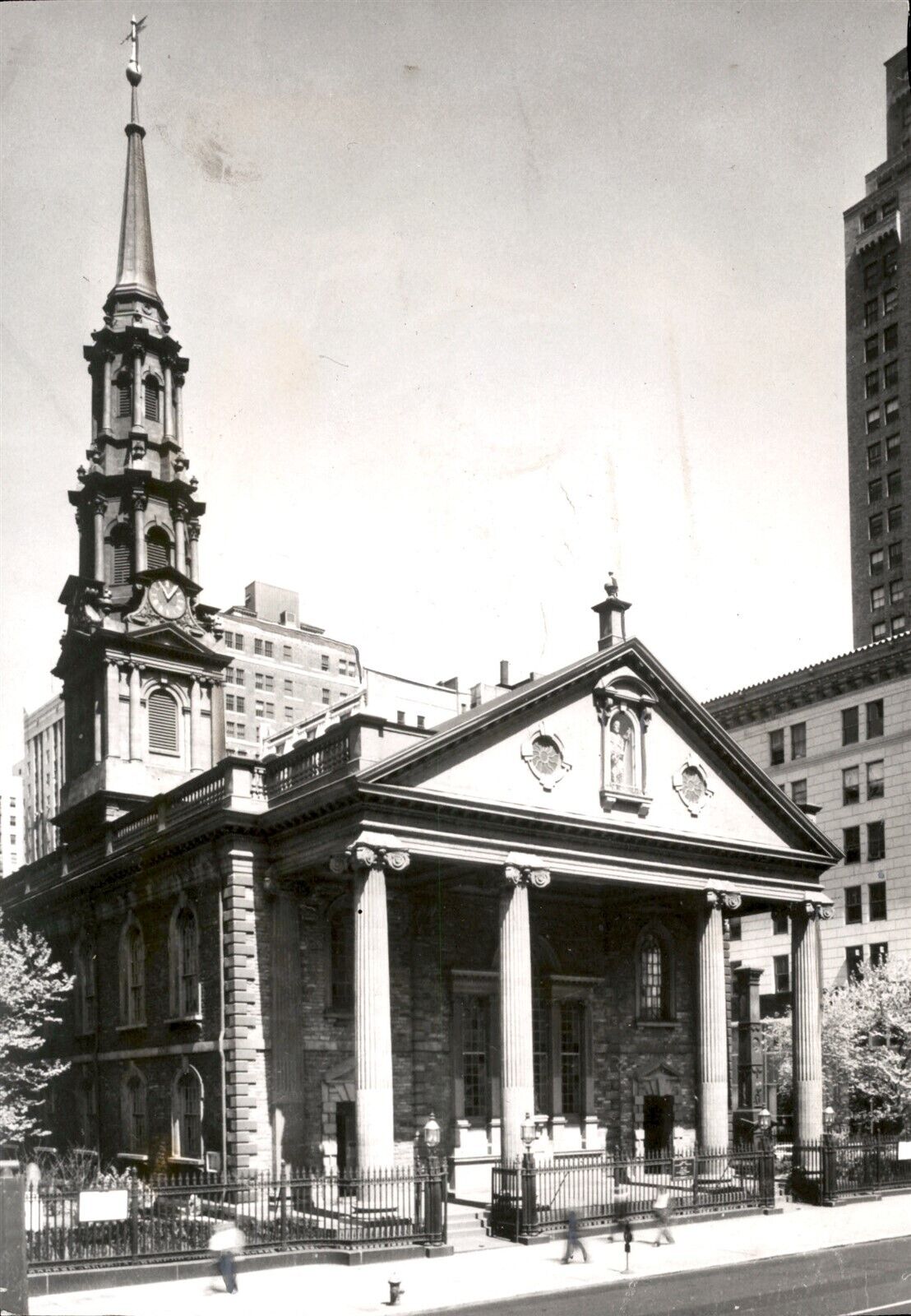 LD243 1966 Original Photo ST PAUL CHAPEL IN NEW YORK IS 200 YEARS OLD TODAY