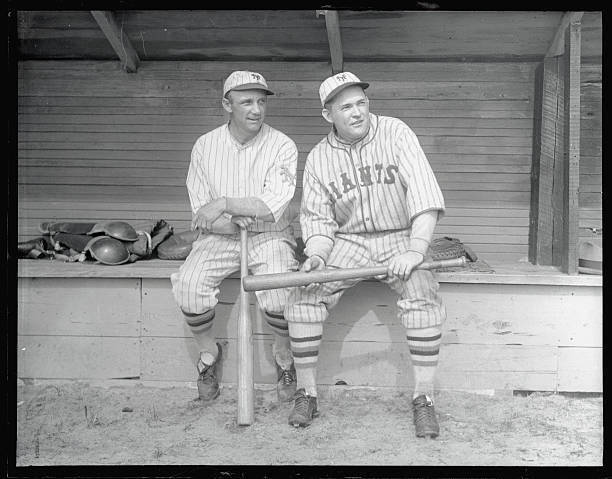 Giants Heinie Groh Sitting with Rogers Hornsby 1920 Old Photo