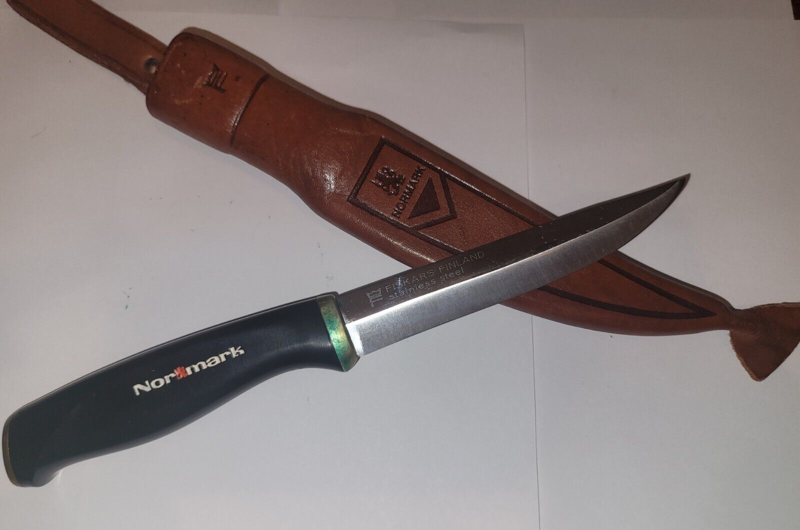 Scarce Normark (Fiskars) Hunting Knife w/Sheath, 9 1/8\
