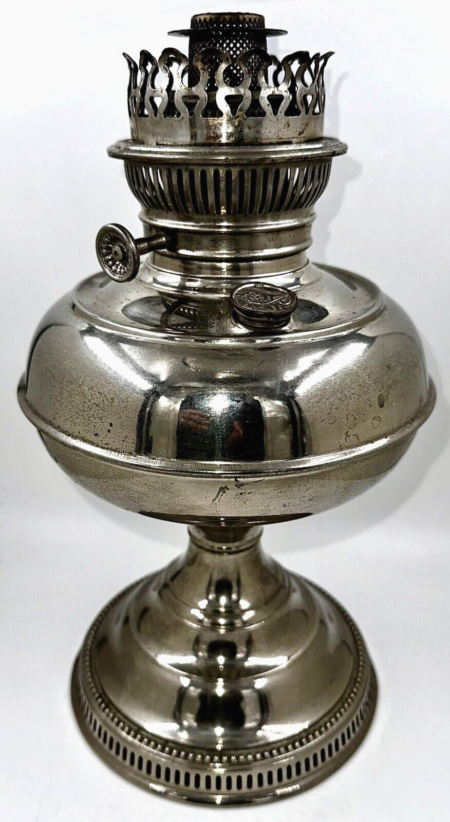 Antique RAYO Kerosene Oil Lamp with Flame Spreader, Burner 1905 Nickel Plated