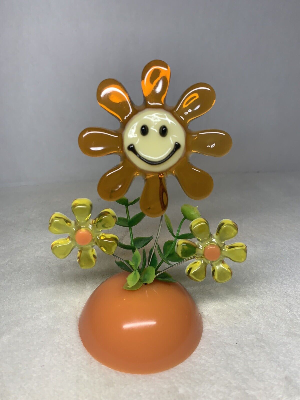Vintage 70s Smiley Daisy Flower Power Sculpture acrylic resin lucite Mid Century