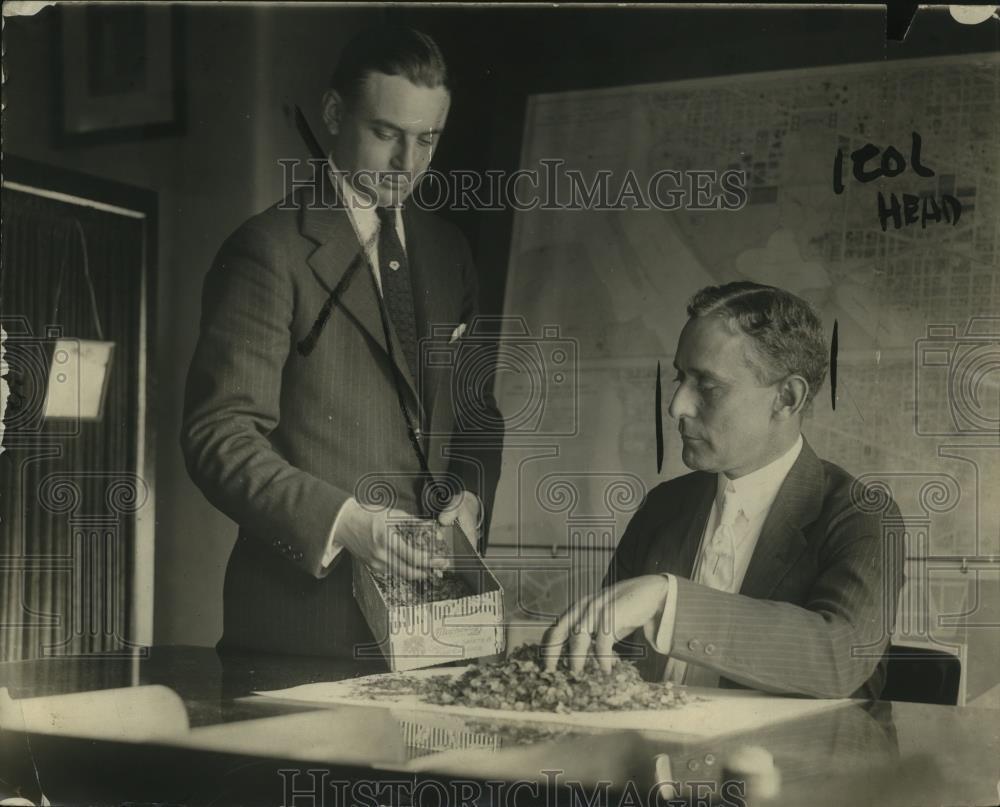 1922 Press Photo Col CG Sharrell & Major L Waart Dept of Public & Grounds