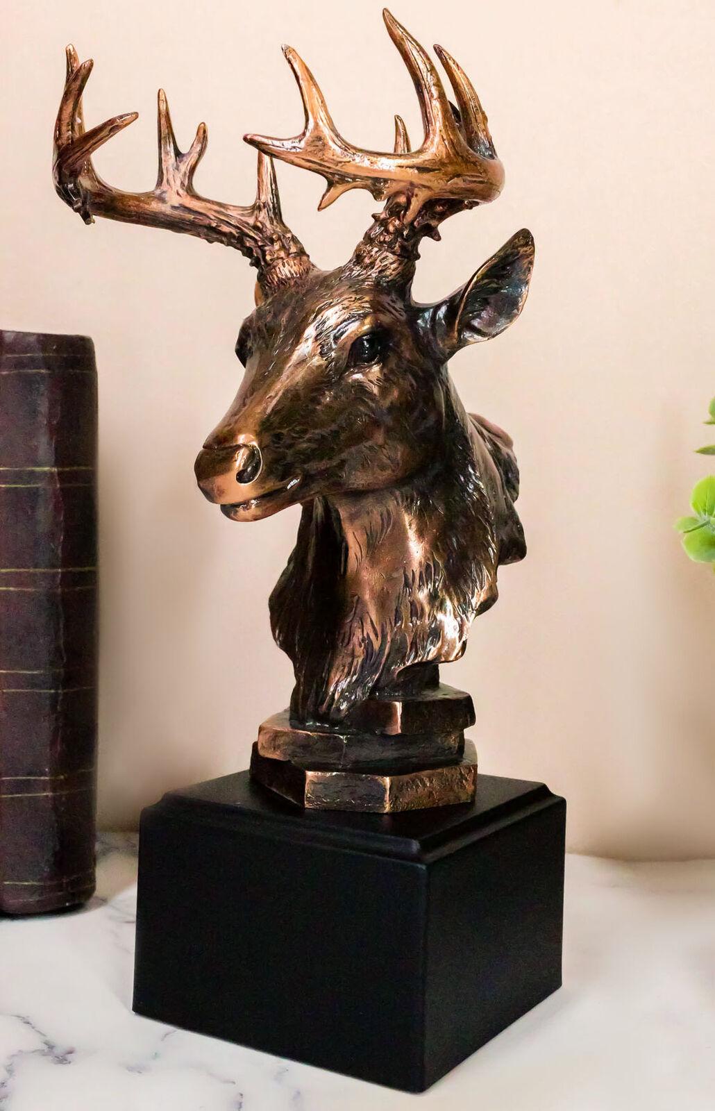 Wildlife 12 Point Whitetail Buck Deer Bust Trophy Figurine With Trophy Base