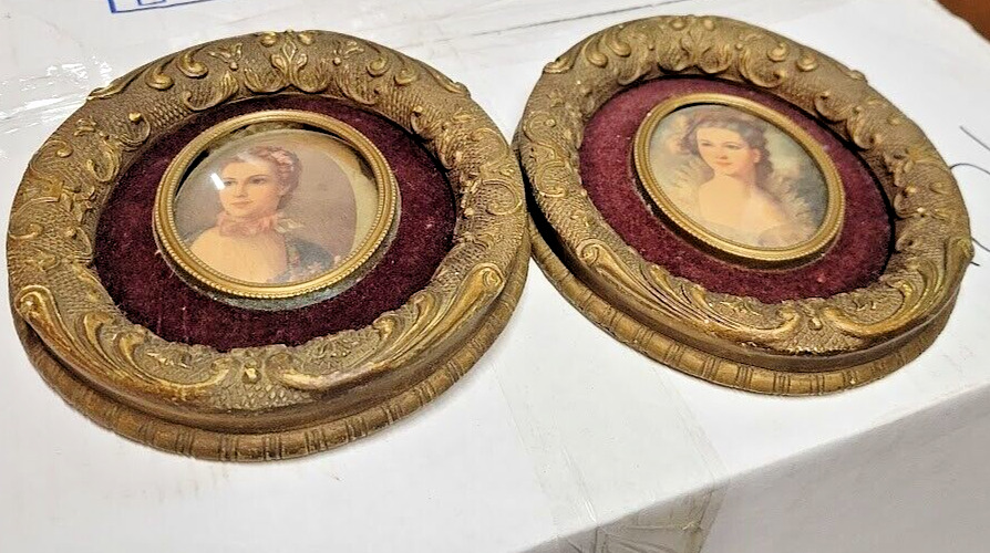 2 Vintage Palestic Creation Wall Miniatures Of 18th Century Ladies