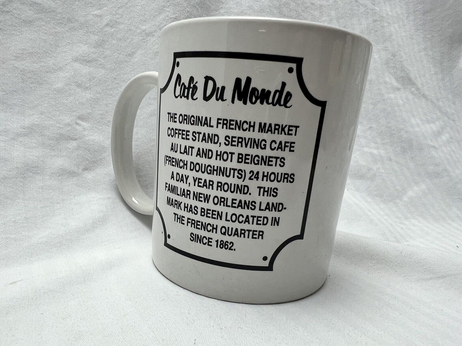 ORIGINAL VINTAGE CAFE DU MONDE FRENCH MARKET COFFEE STAND NEW ORLEANS MUG