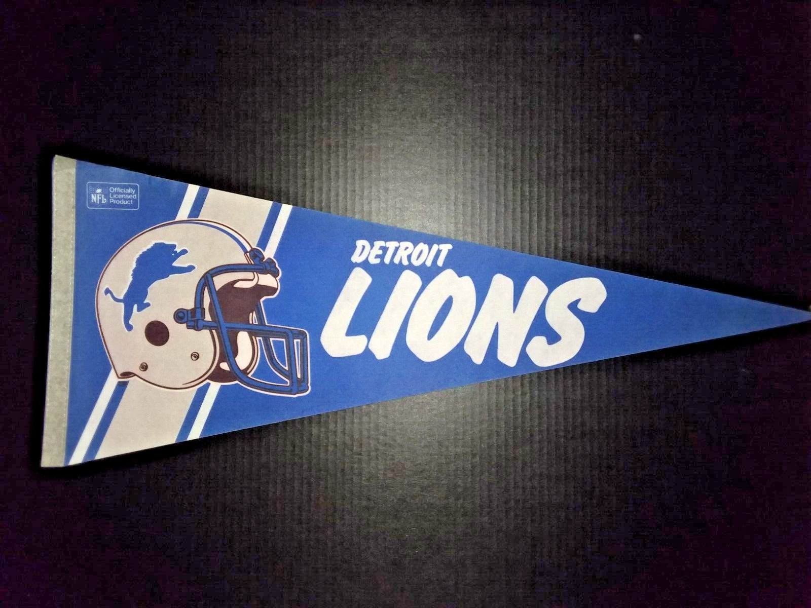 DETROIT LIONS Full Sized 12X30 Football TEAM Pennant *FREE SHIPPING*