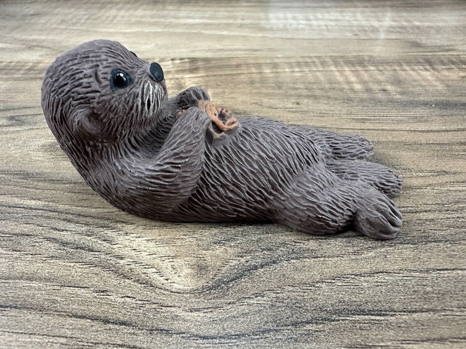 Billie Porter Newborns Signed Sea Otter Figurine 