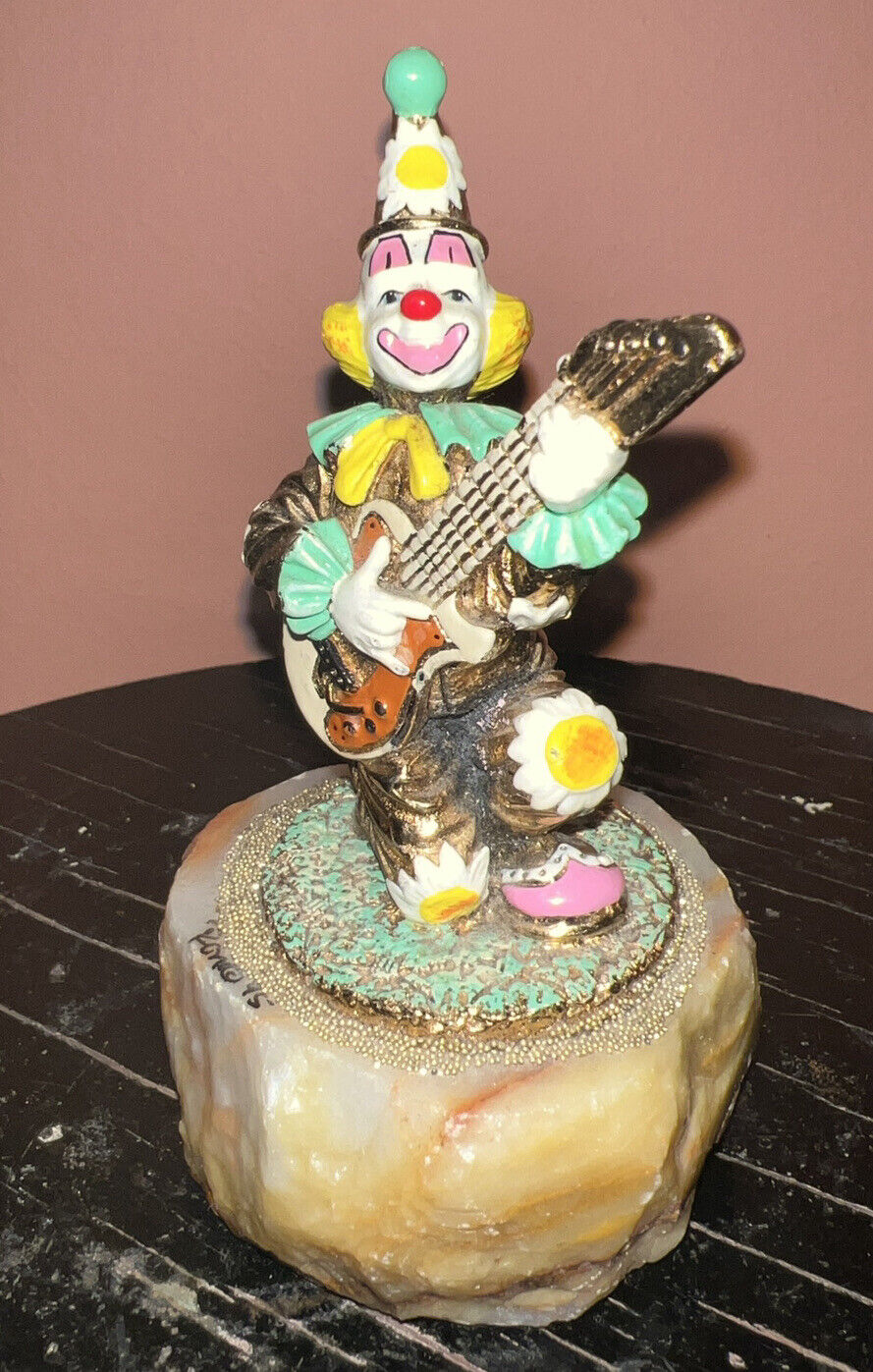ROCK-A-BILLY RON LEE Clown Figurine Guitar Happy Face Music Statue Daisy Stone