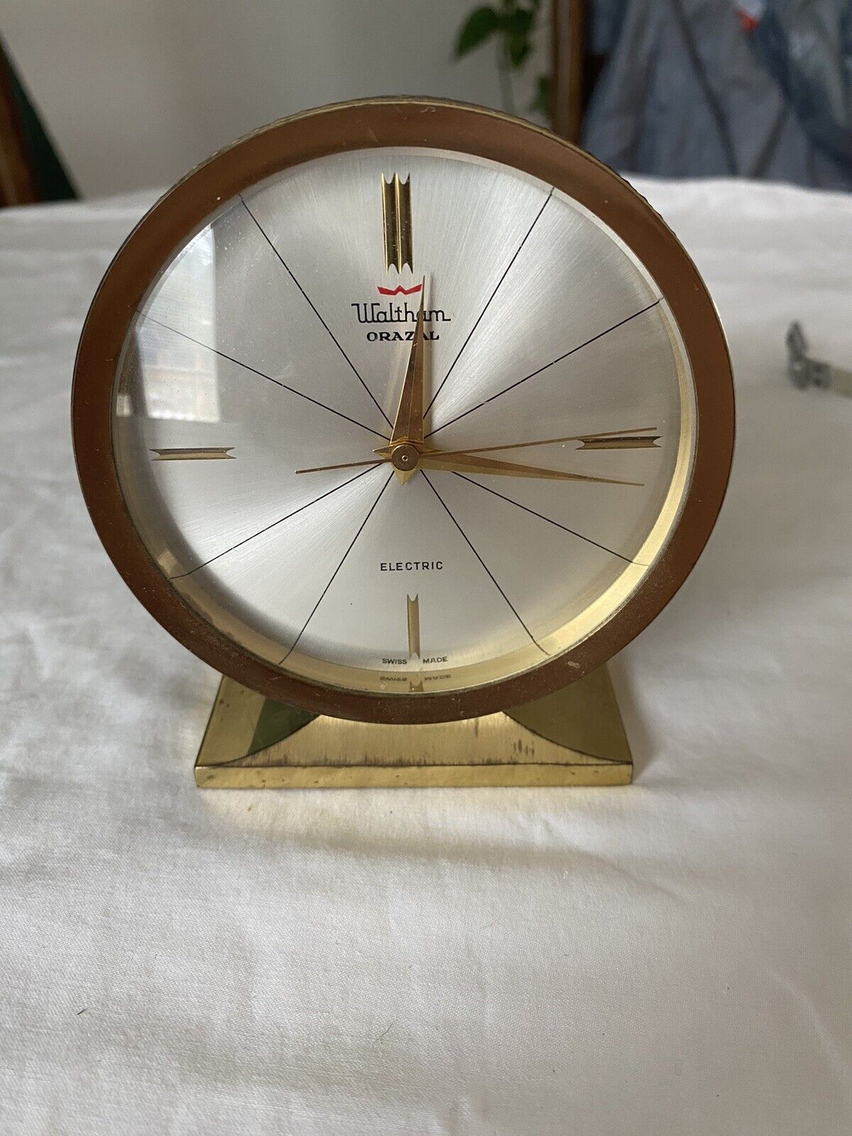 Vintage Waltham Orazal Electric Clock Made in Switzerland Tested & Working