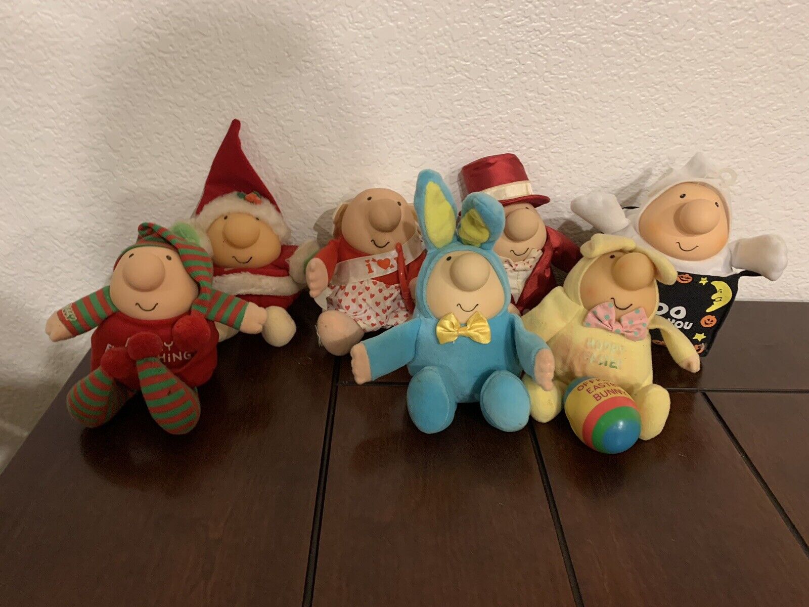 Lot of  Vintage Plush and Plastic Ziggy Collectibles From 80s & 90s Holidays