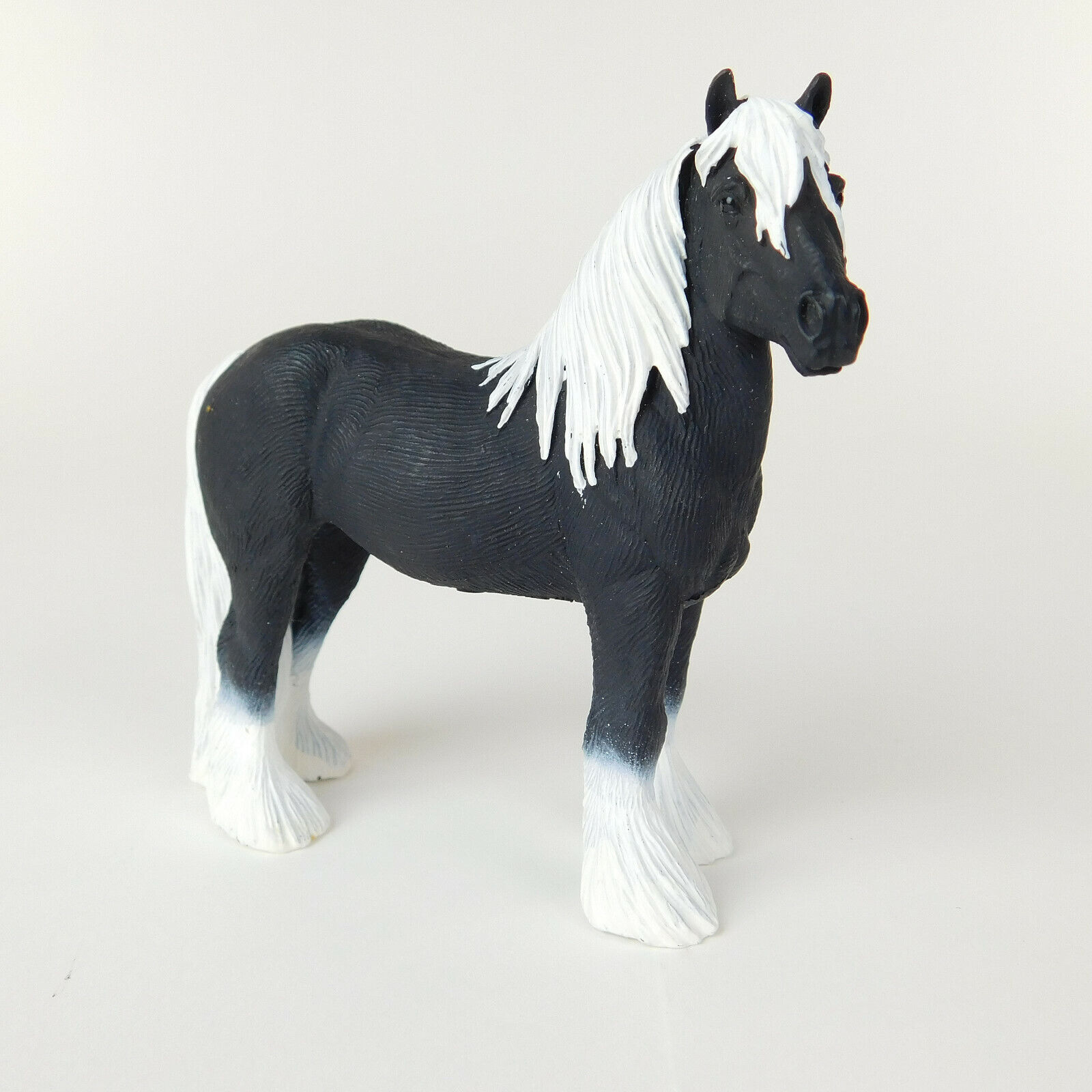 Safari Ltd Gypsy Vanner Stallion 2012  From Winners Circle Collection