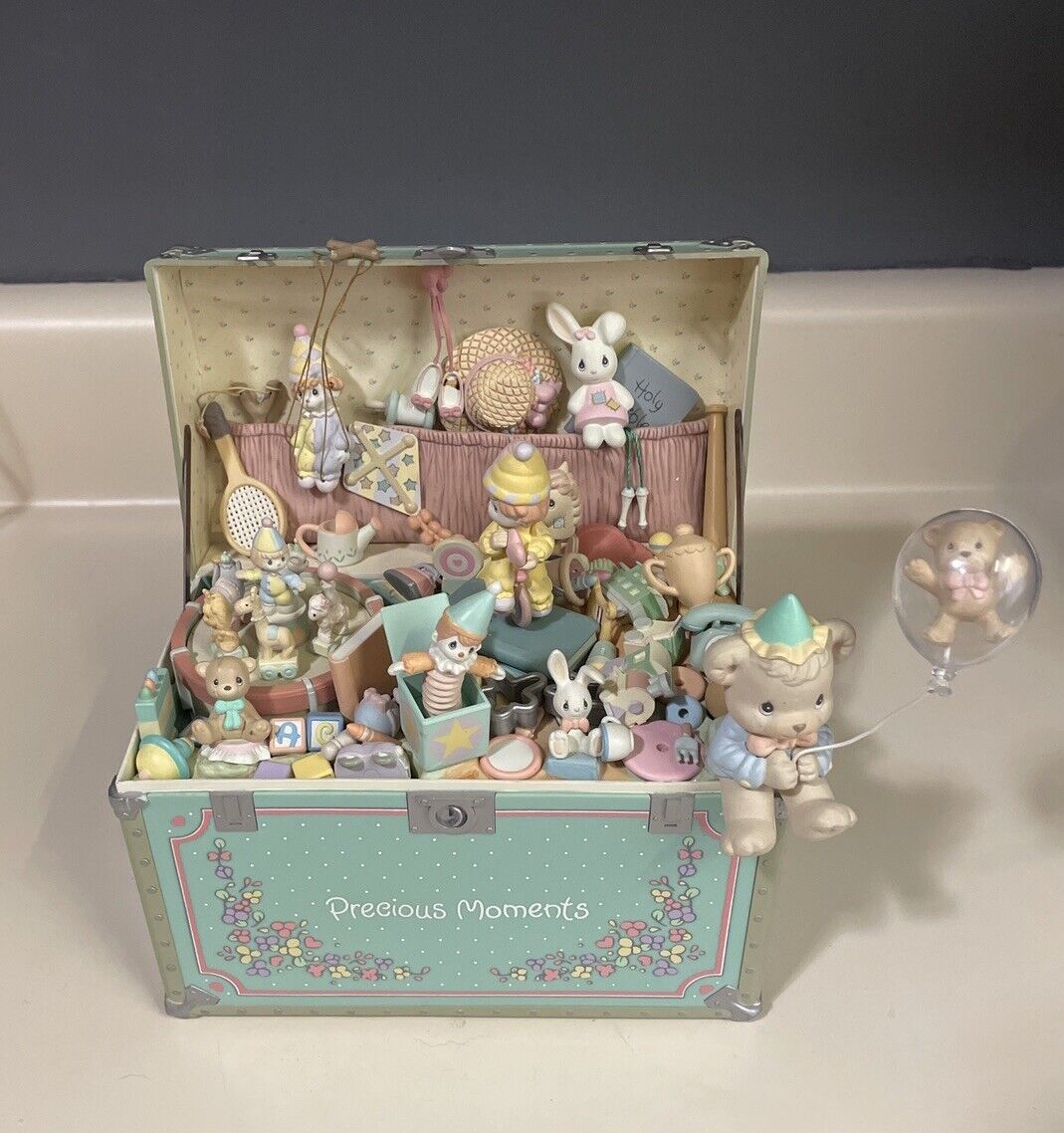 Enesco Precious Moments Toy Chest Motion Music Box My Favorite Things 1991 Works