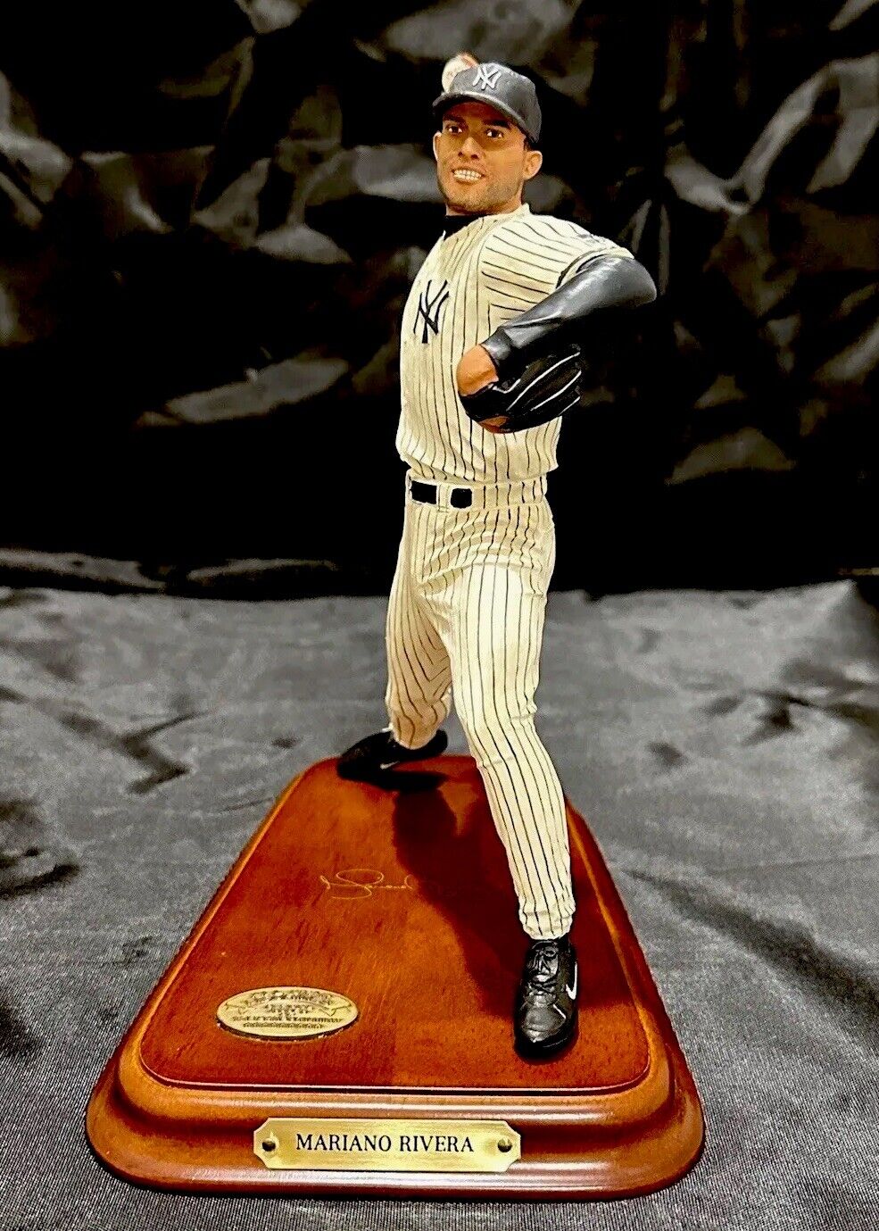 Mariano Rivera Danbury Mint PRISTINE CONDITION All Star Figurine NY Yankees MLB