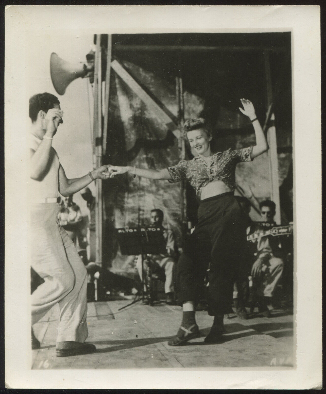 FOUND PHOTO Cool Couple Dancing in Front of Jazz Band 1950s Beauty Snapshot VTG