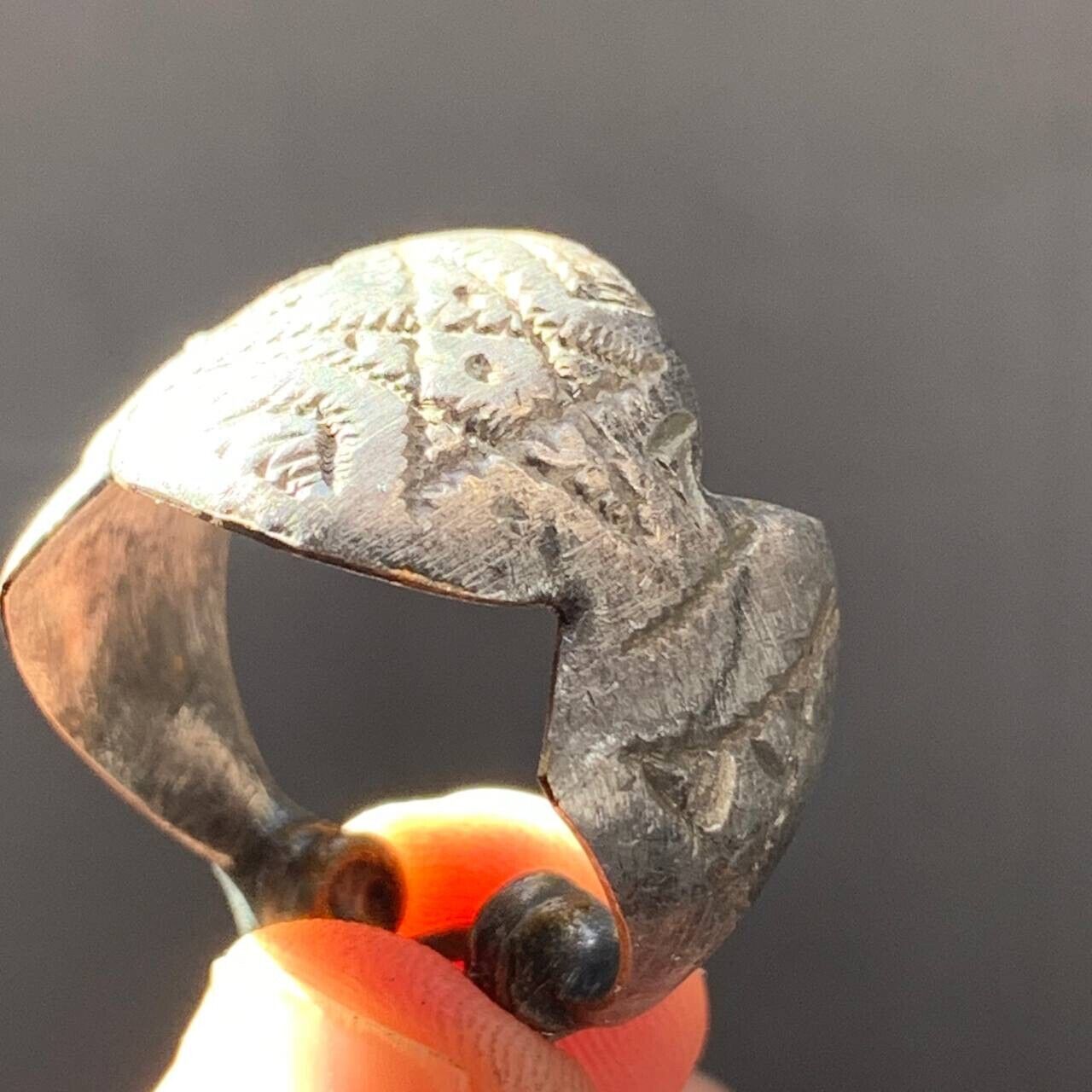 VERY RARE ANCIENT ANTIQUE SILVER COLOR RING VIKING ENGRAVED ARTIFACT AUTHENTIC