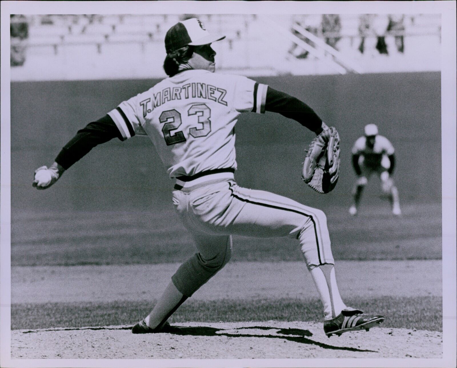 LG793 1980 Original Russ Reed Photo TIPPY MARTINEZ Baltimore Orioles Baseball