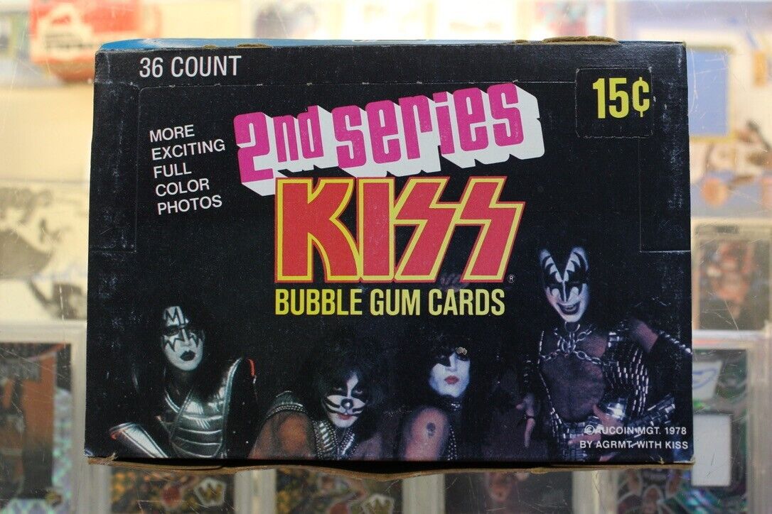 SINGLE (1) 1978 DONRUSS KISS 2ND SERIES 7 CARD SEALED WAX PACK