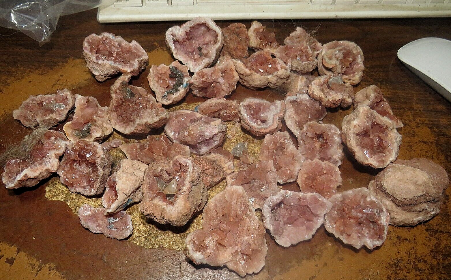 1 KG BAGof pink  AMETHYST crystals geode  Choique Mine  Neuquen Argentina