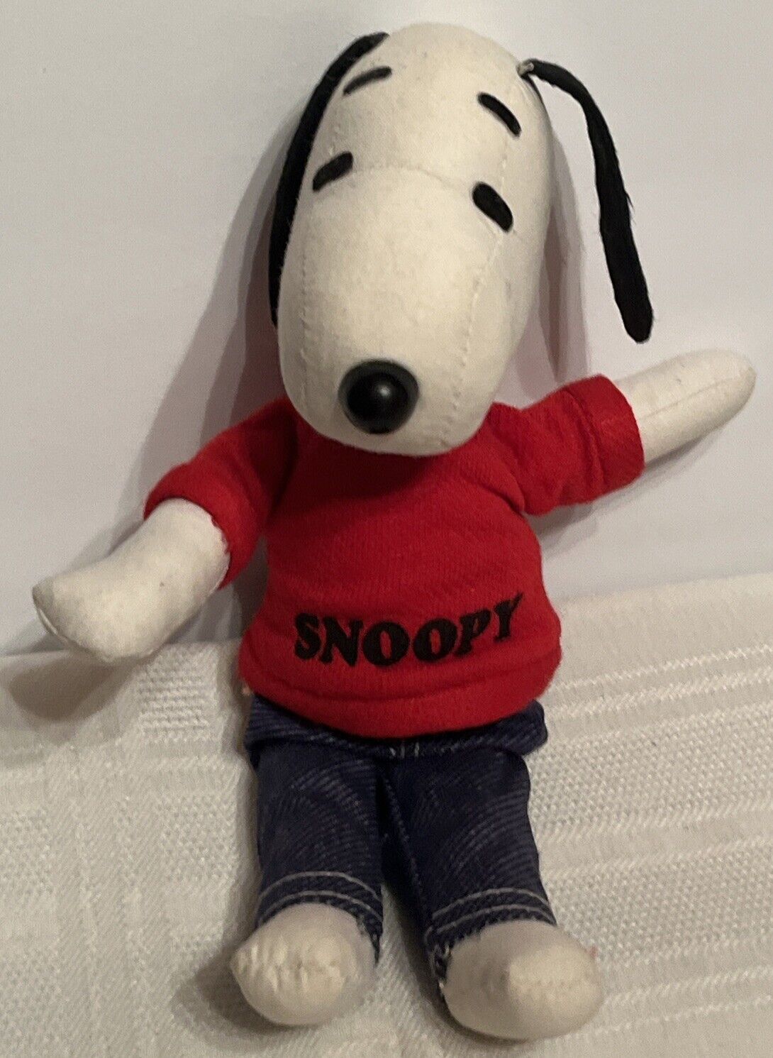 Vintage 1968 Ideal SNOOPY 8” Doll W/Jeans & Sweatshirt Determined Production