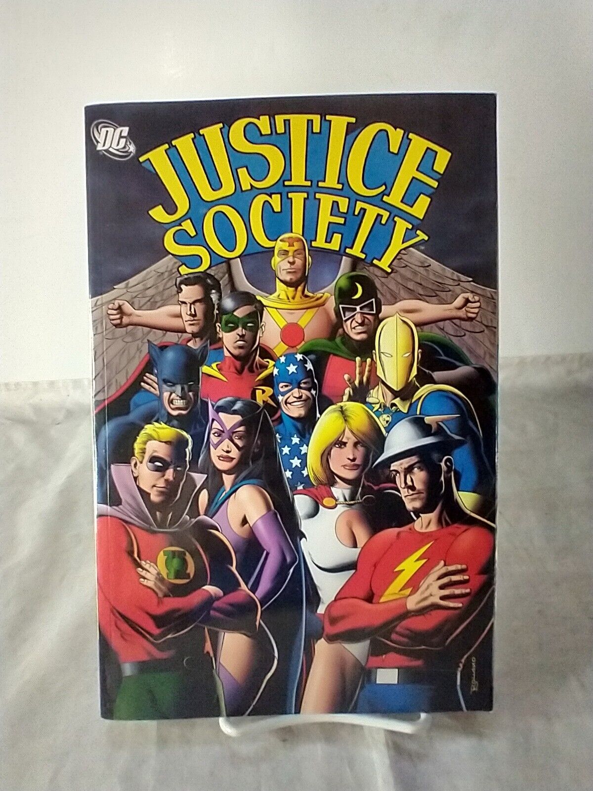Justice Society: Volume 2 Dave Hunt Trade Paperback DC Comics
