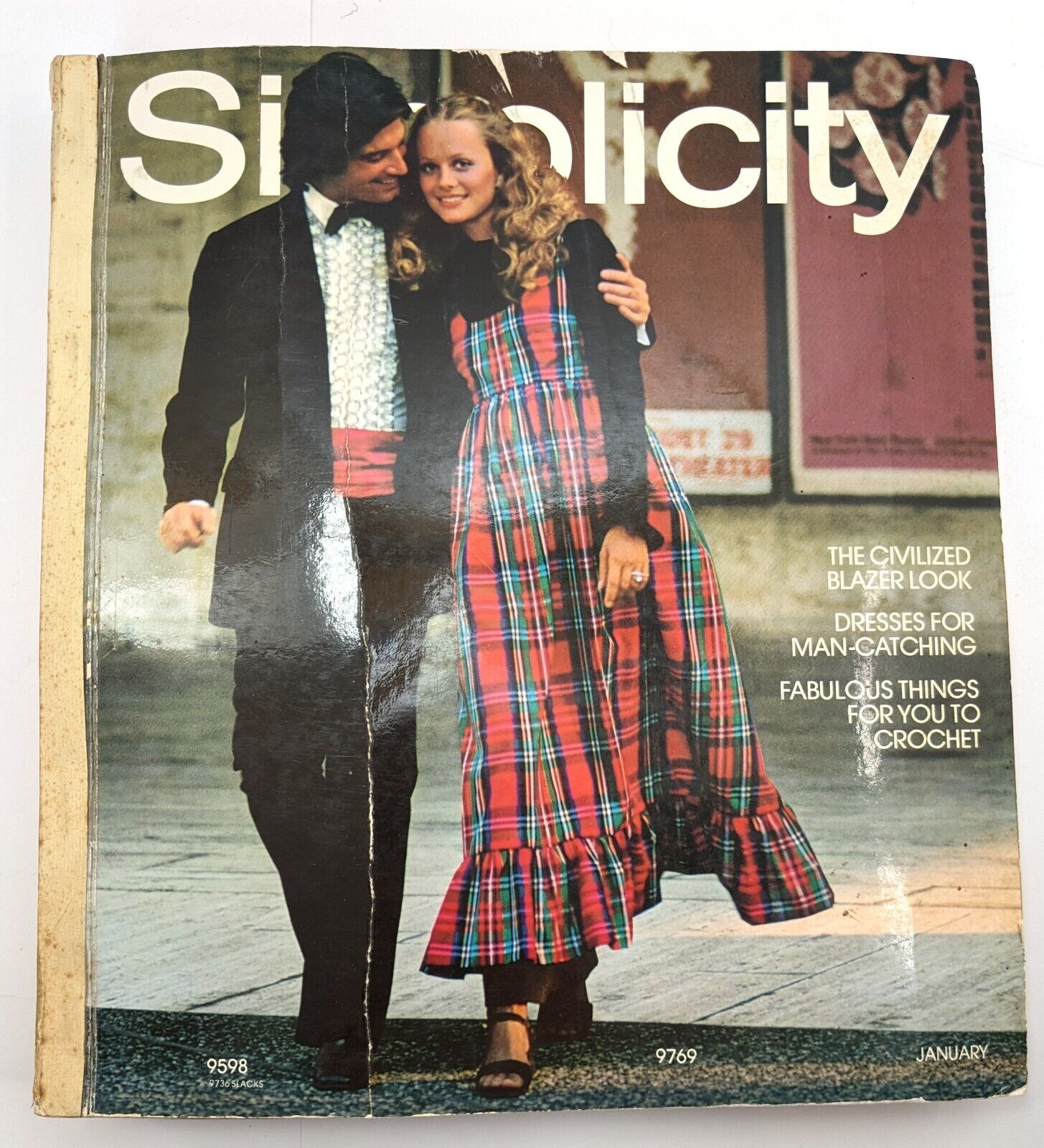 1971 SIMPLICITY Sewing Patterns Store Catalog Book January Vintage PLEASE READ