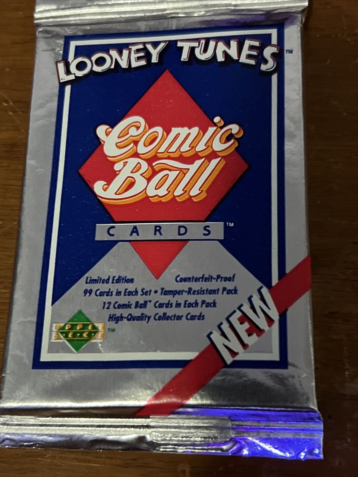 Vintage 1990 Upper Deck Looney Tunes Comic Balls Cards Pack-Factory Sealed