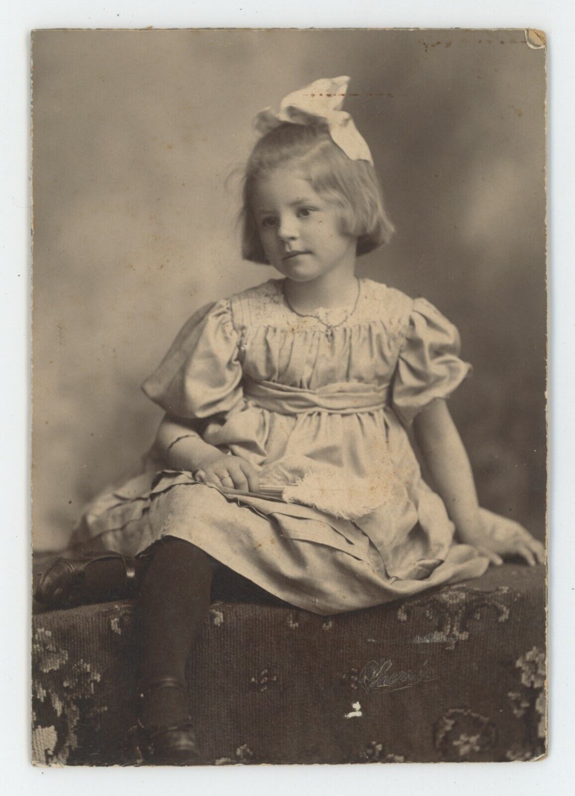 Antique c1900s 3.75x5.5 in Mounted Photo Beautiful Young Girl in Dress With Bow