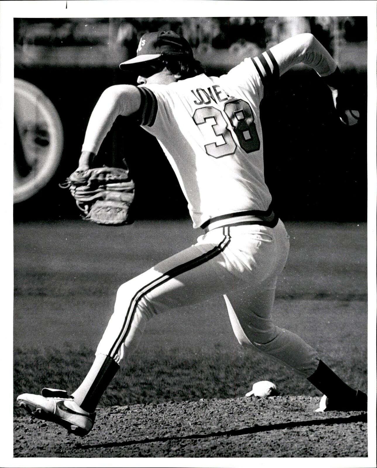 LG919 1981 Original Russ Reed Photo JEFF JONES Oakland A's Pitcher Game Action