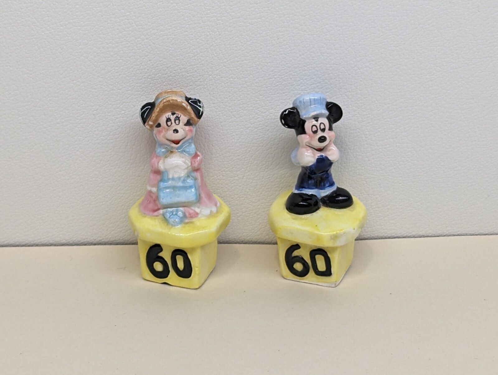 Vintage Minnie + Micky Miniatures Mini Figurine 60-year Anniversary