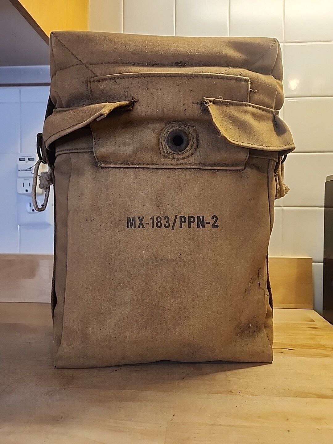 WW2 US Airborne OSS Eureka PPN-2 Beacon Radio Transmitter Bag Drop Case MX-183