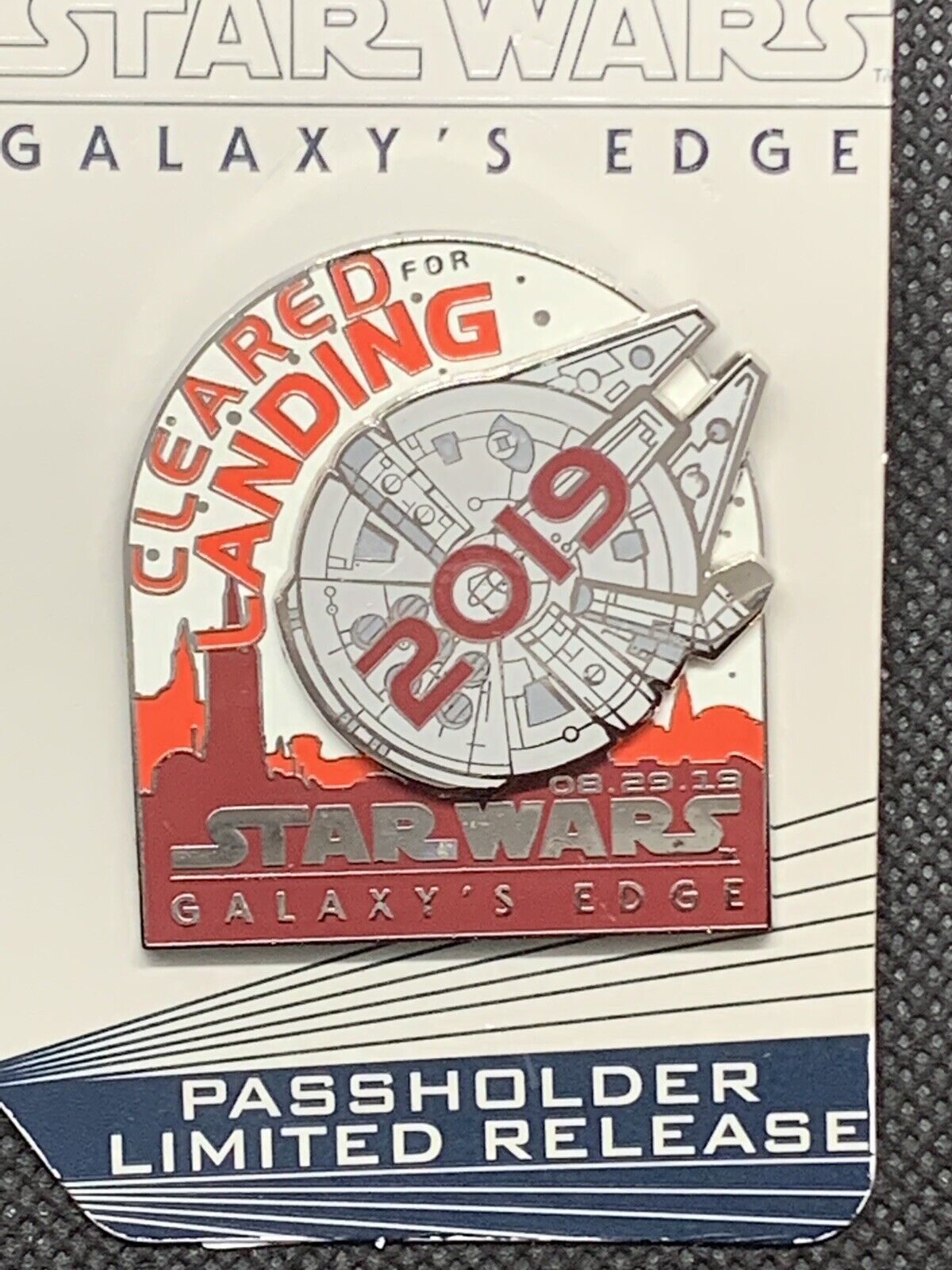Disney Parks Star Wars Galaxys Edge 2019 Grand Opening Trading Pin NWT