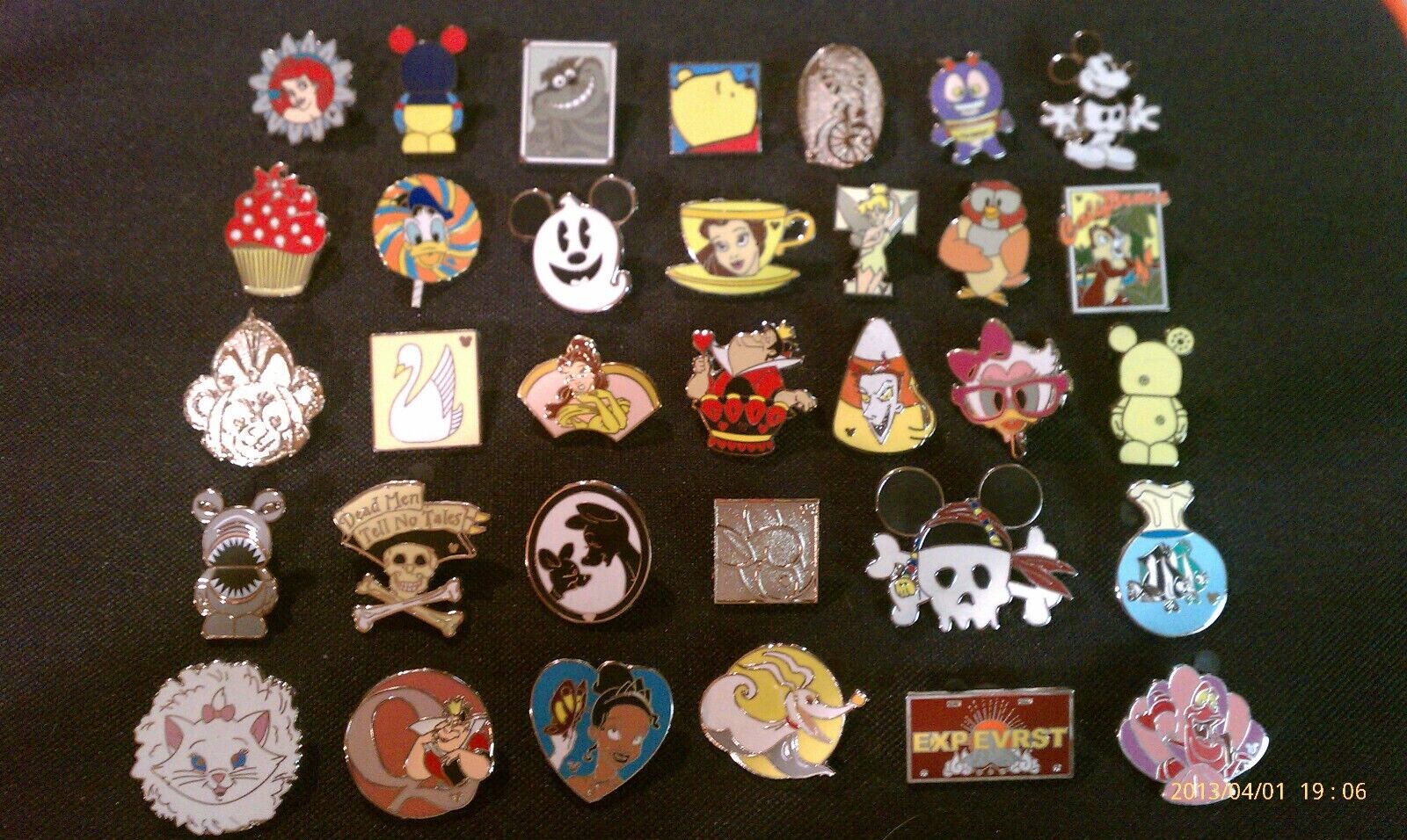 Official DISNEY PINS - 10 Different + 2 Free