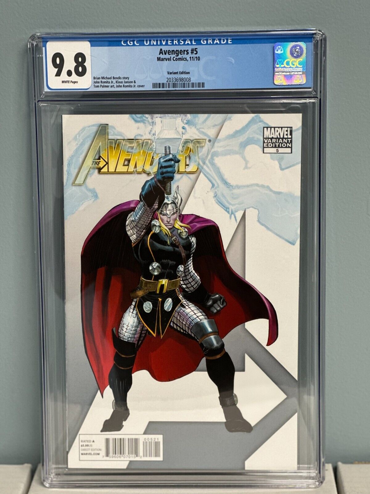 Avengers $5 Marvel 2010 John Romita Jr. 1:75 Variant Thor CGC 9.8