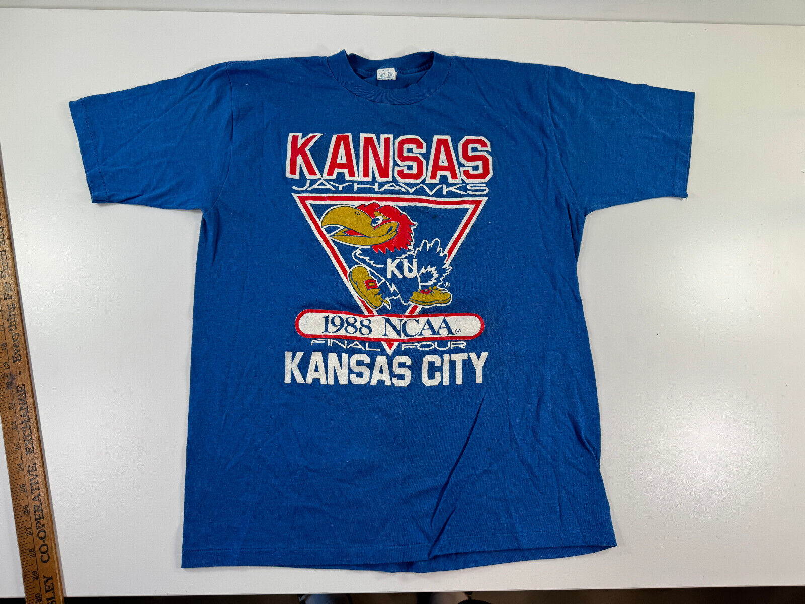 vtg KU University of Kansas Jayhawk T-Shirt 1988 NCAA Final Four Kansas City LG