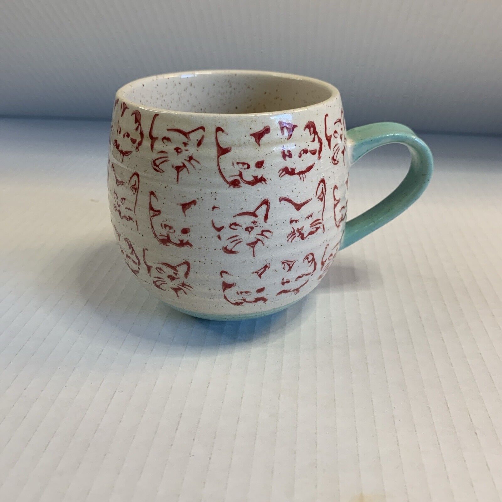 Cat Faces Sketch Mug Aqua Handle Red Speckled Tea Coffee Cup PET Home Essential