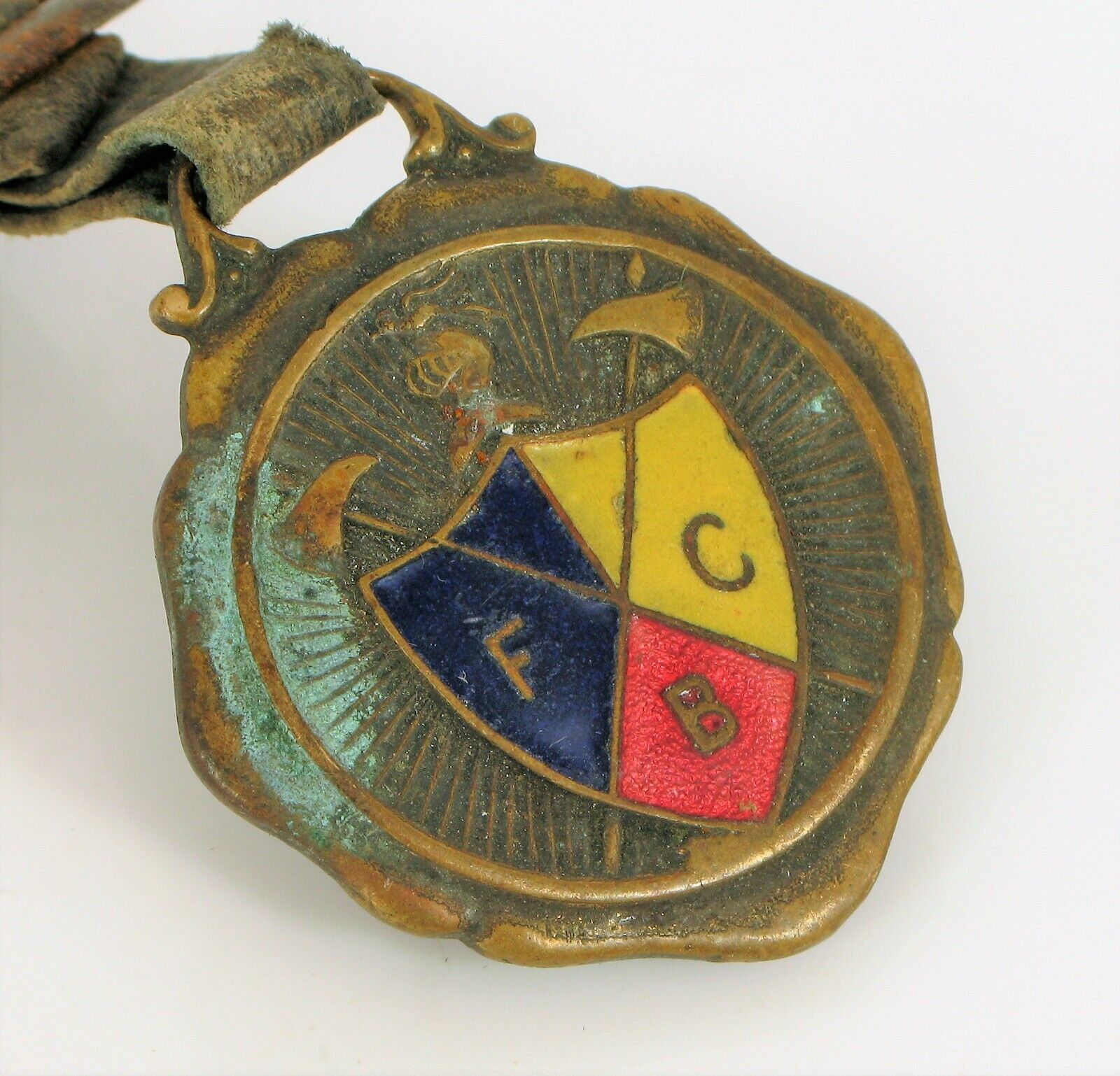 ANTIQUE BRASS POCKET WATCH FOB KNIGHTS OF PYTHIAS FRATERNAL ENAMEL MEDAL AXES 