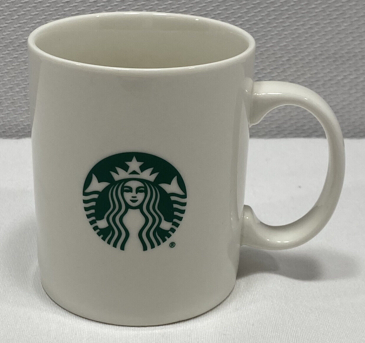 2016 Starbucks Coffee Mug Siren Mermaid Logo White 12 Oz / 354 ML