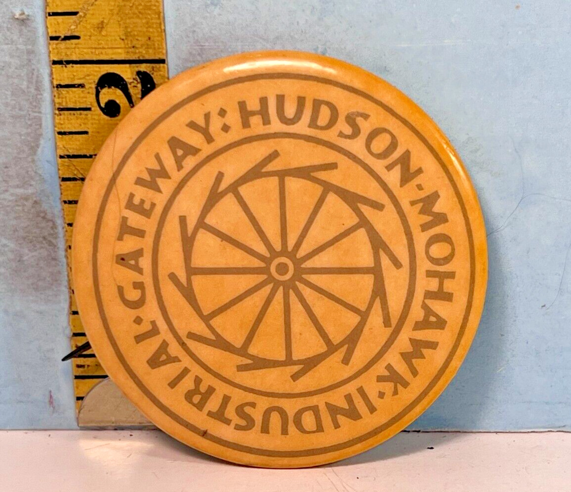 Vintage Gateway: Hudson Mohawk Industrial Pinback Button