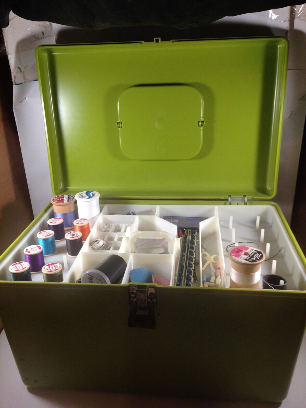 Vintage Wilson Wil-Hold Avocado Green Plastic Sewing Box with Sewing Notions