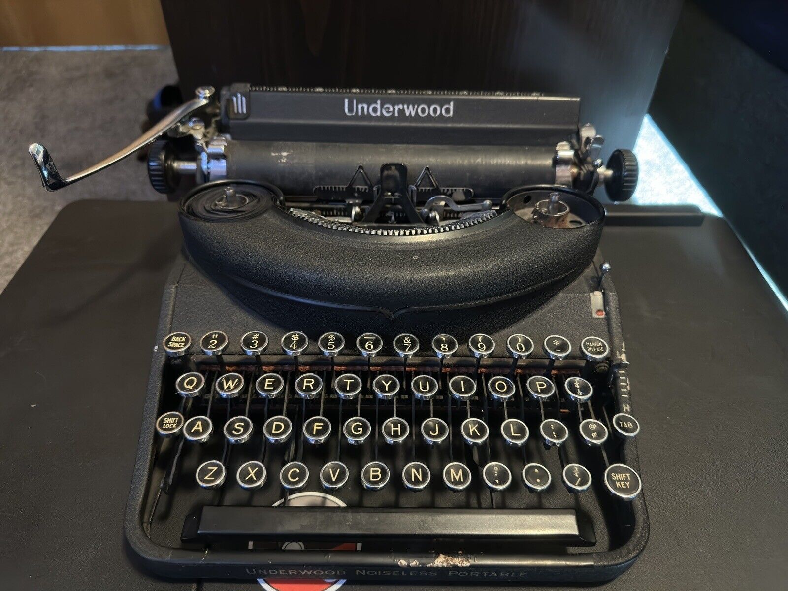 1939 Underwood Noiseless Portable P-1095098